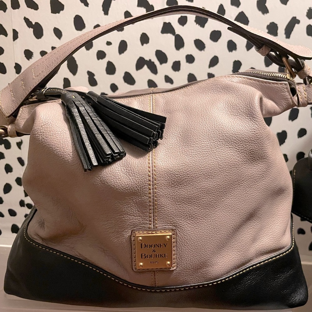 Dooney & Bourke Purse